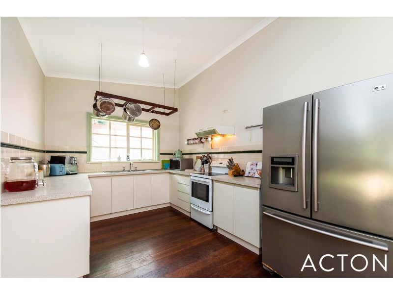 24 Waylen Street, Guildford WA 6055