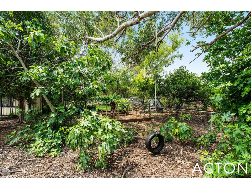 24 Waylen Street, Guildford WA 6055