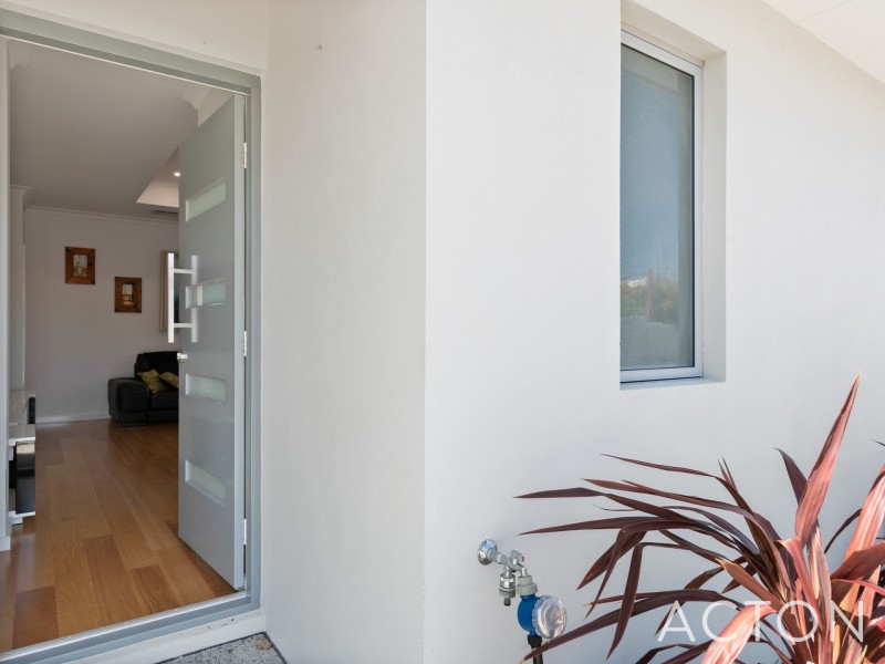 8B Muirdick Street, Innaloo WA 6018