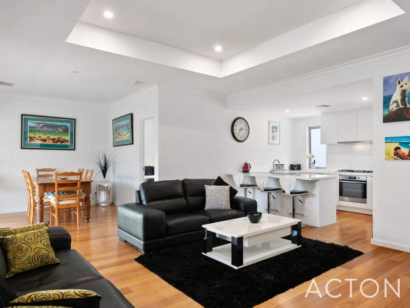 8B Muirdick Street, Innaloo WA 6018