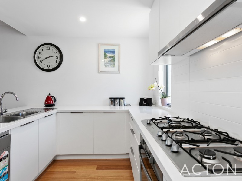 8B Muirdick Street, Innaloo WA 6018