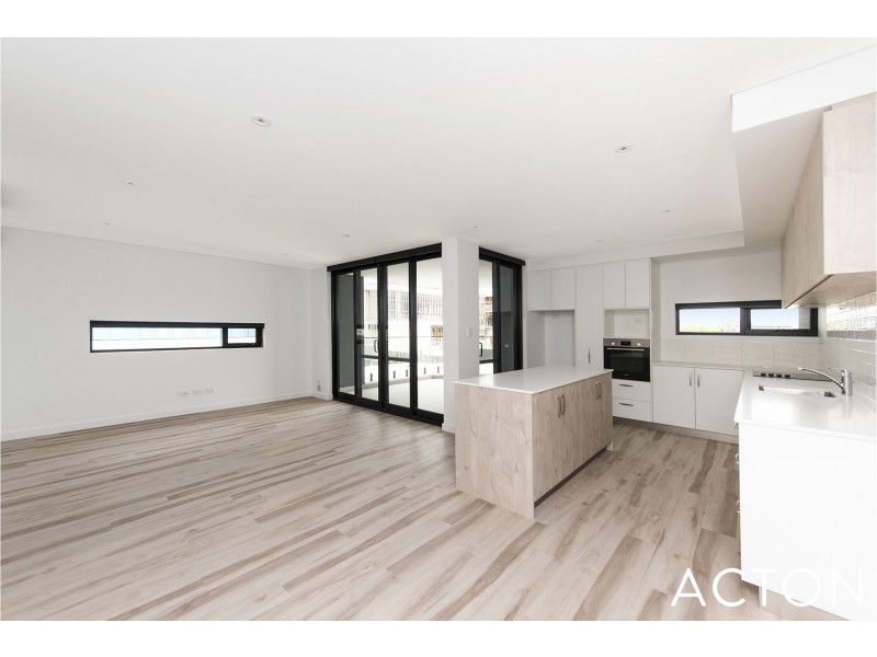 1/1 Smith Street, Karrinyup WA 6018