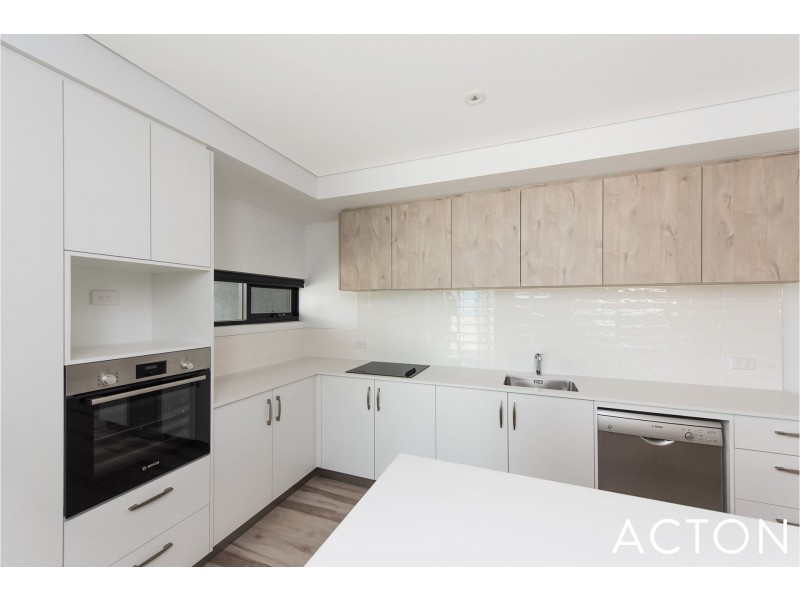 1/1 Smith Street, Karrinyup WA 6018