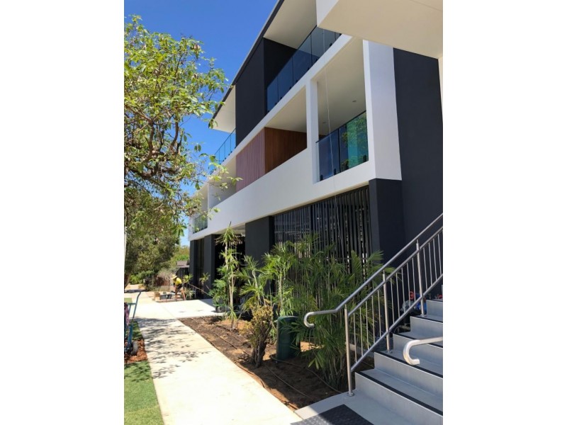 1/1 Smith Street, Karrinyup WA 6018