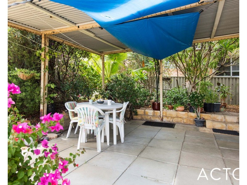 15 Toledo Close, Cannington WA 6107