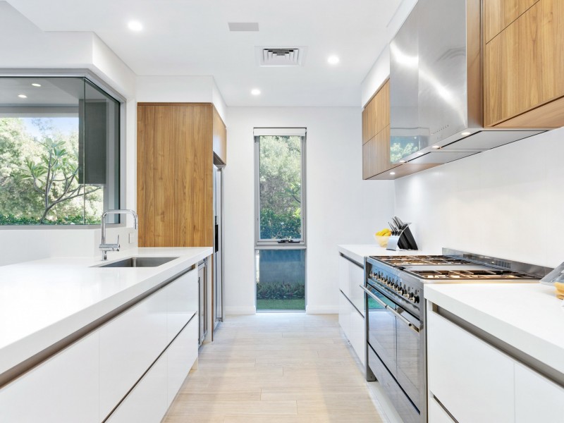 2 Kyle Way, Claremont WA 6010