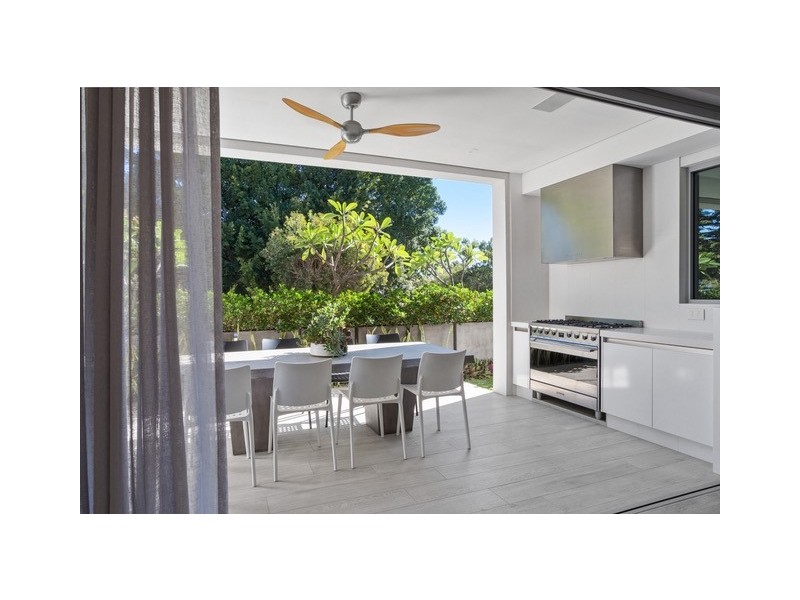 2 Kyle Way, Claremont WA 6010