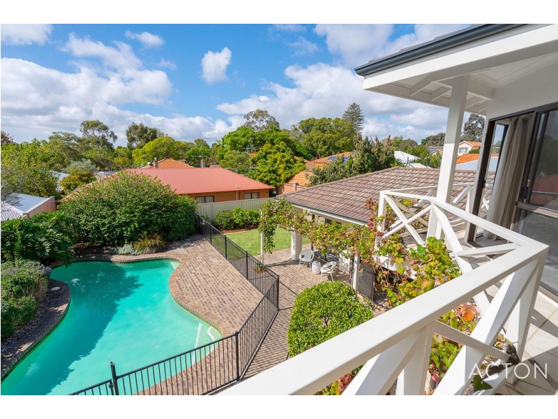 32 Thomas Street, Nedlands WA 6009