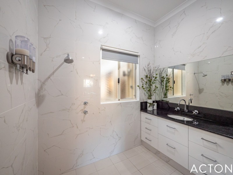 6 Burnettia Lane, Mount Claremont WA 6010