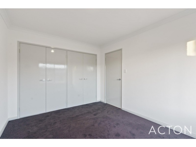 2/33 King George Street, Victoria Park WA 6100