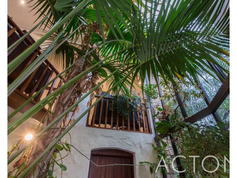 19 Riverton Drive West, Rossmoyne WA 6148