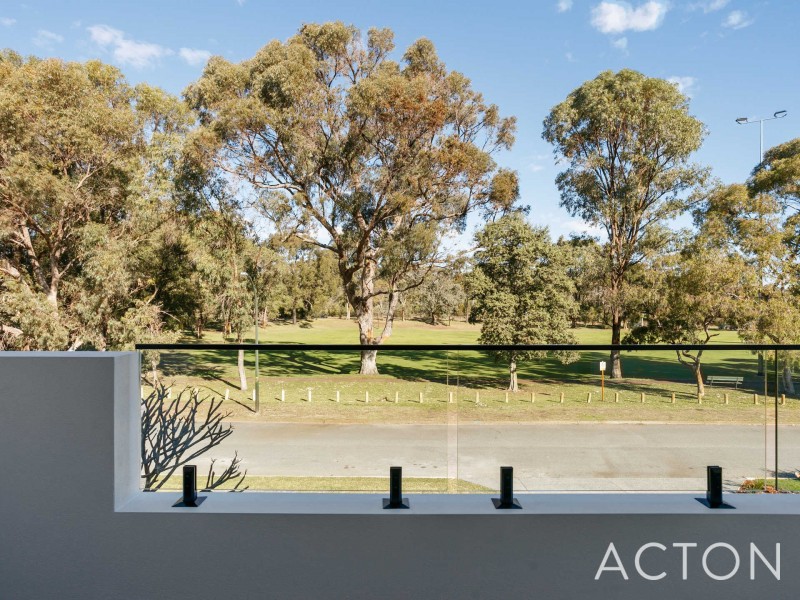 16 Ednah Street, Wembley Downs WA 6019