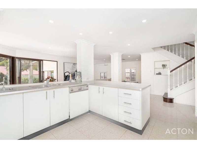 32 Thomas Street, Nedlands WA 6009