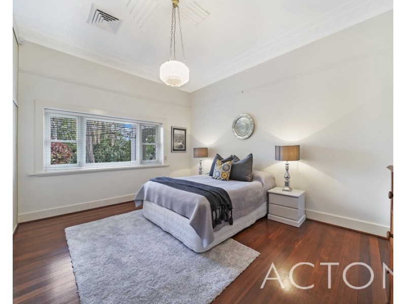 20 Vincent Street, Nedlands WA 6009