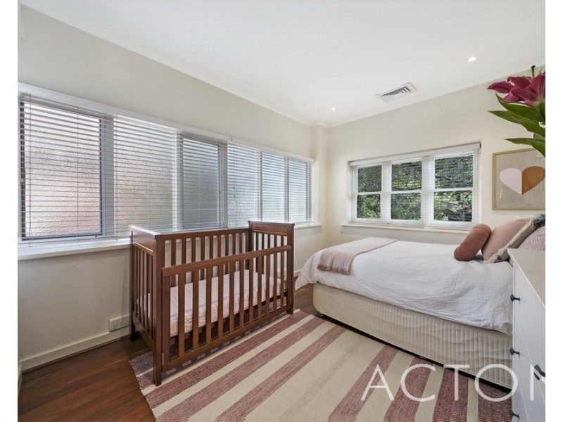 20 Vincent Street, Nedlands WA 6009