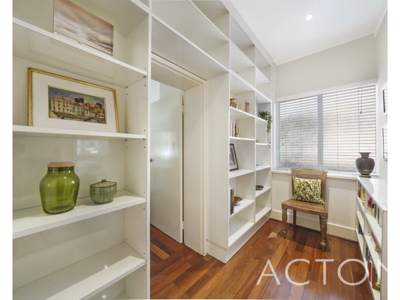 20 Vincent Street, Nedlands WA 6009