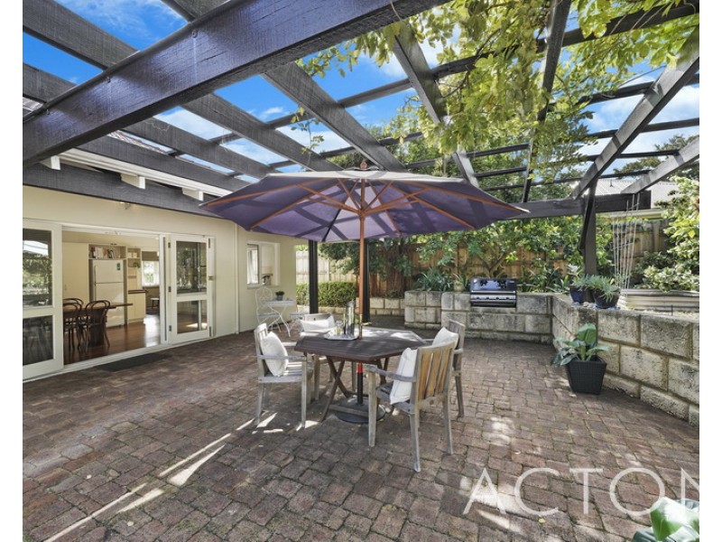 20 Vincent Street, Nedlands WA 6009