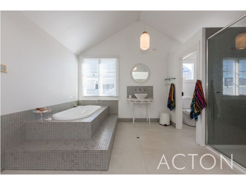 9 Franklin Street, Leederville WA 6007