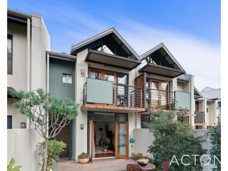 23/2 Quintilian Road, Mount Claremont WA 6010
