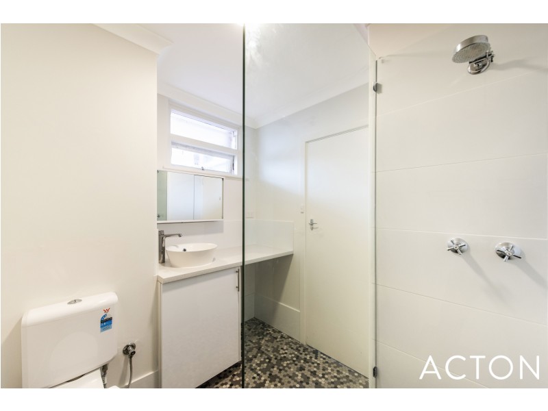 9/2 Forrest Street, Cottesloe WA 6011