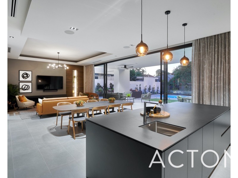 45 Viking Road, Dalkeith WA 6009