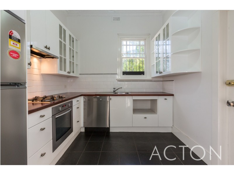 9D Webster Street, Nedlands WA 6009