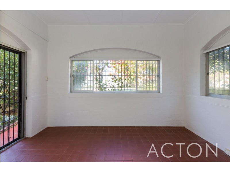 9D Webster Street, Nedlands WA 6009