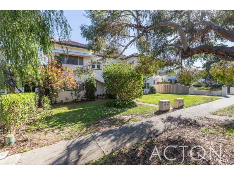 9D Webster Street, Nedlands WA 6009