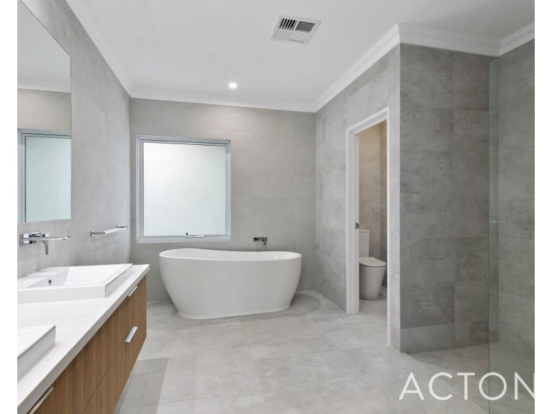 8B Genesta Crescent, Dalkeith WA 6009