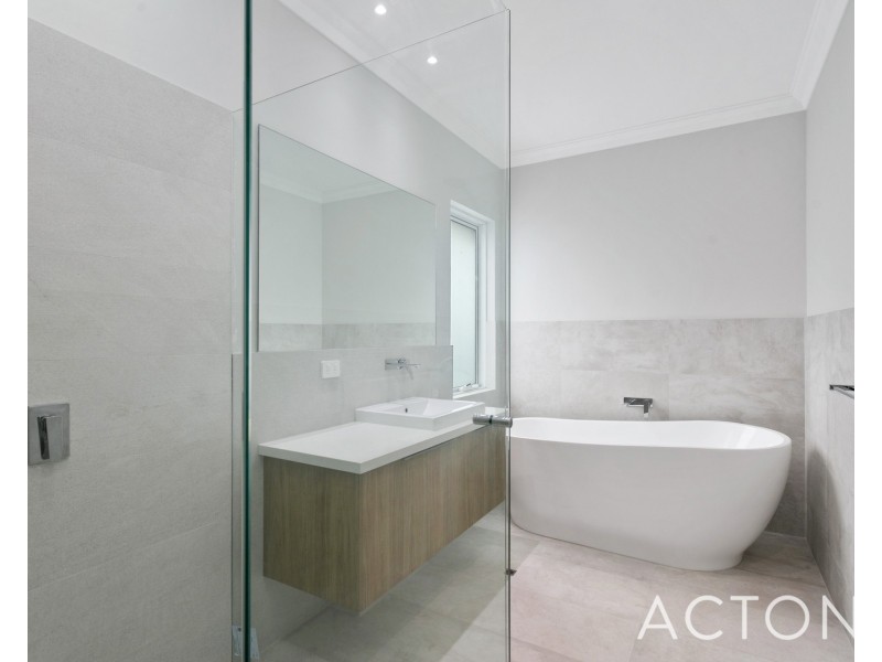 8B Genesta Crescent, Dalkeith WA 6009