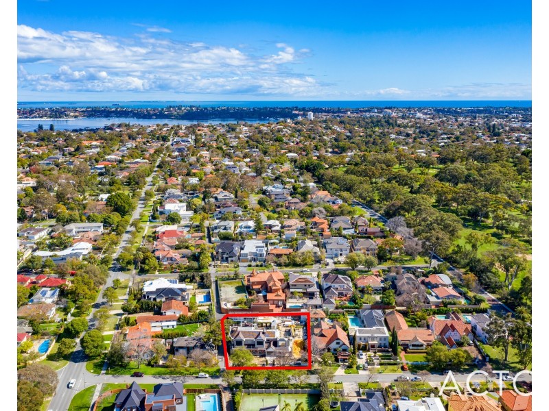 13 Hobbs Avenue, Dalkeith WA 6009