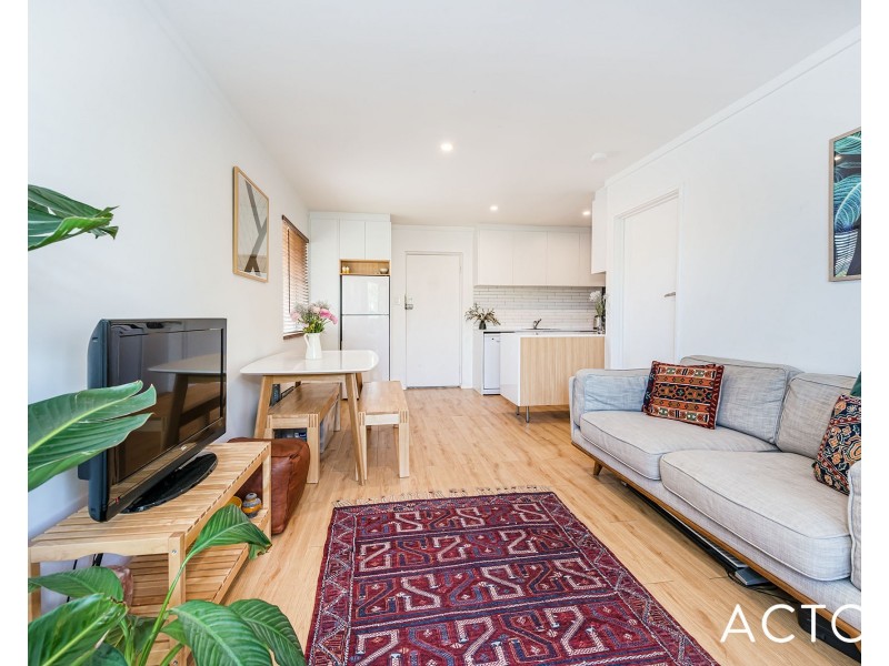 33/11 Stirling Road, Claremont WA 6010