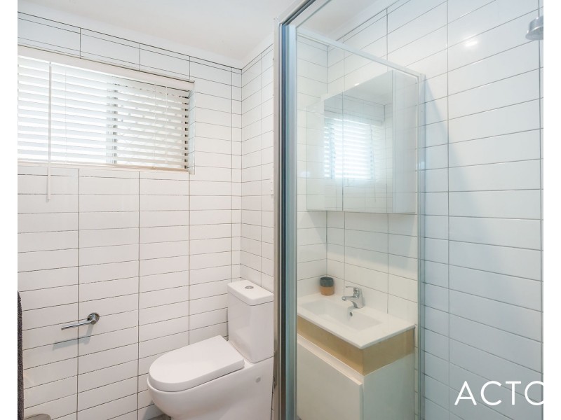 33/11 Stirling Road, Claremont WA 6010