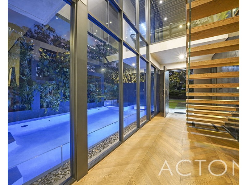 4 Hurdles Drive, Floreat WA 6014