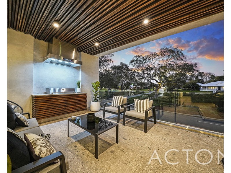 4 Hurdles Drive, Floreat WA 6014