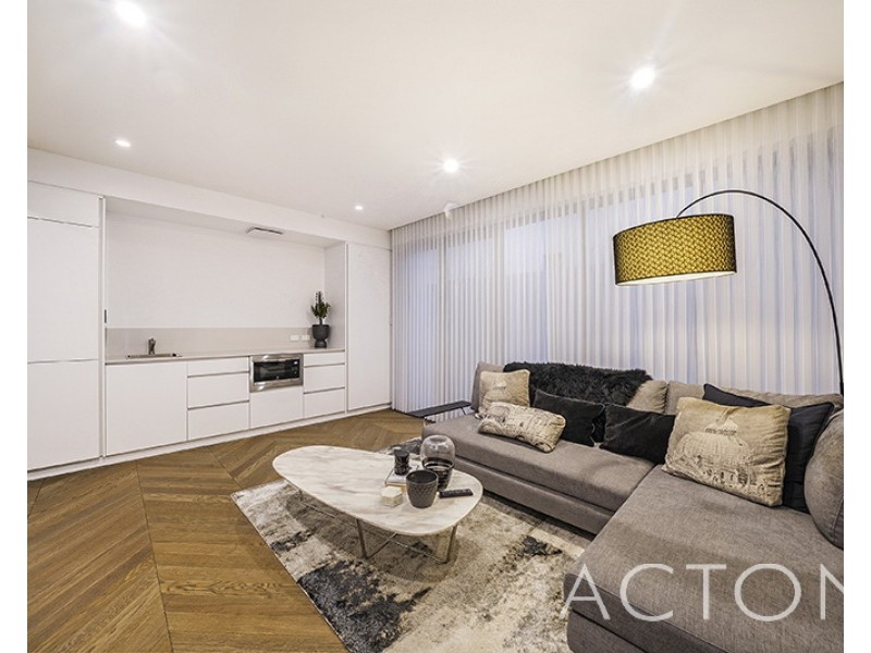 4 Hurdles Drive, Floreat WA 6014