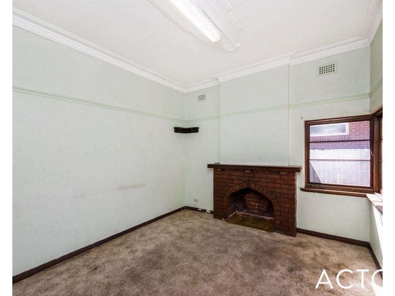 11 Holland Street, Wembley WA 6014