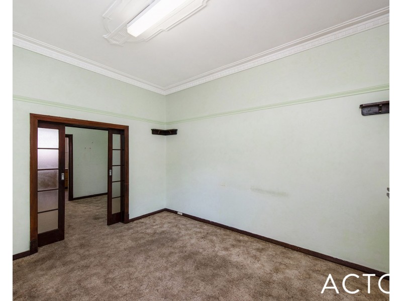 11 Holland Street, Wembley WA 6014