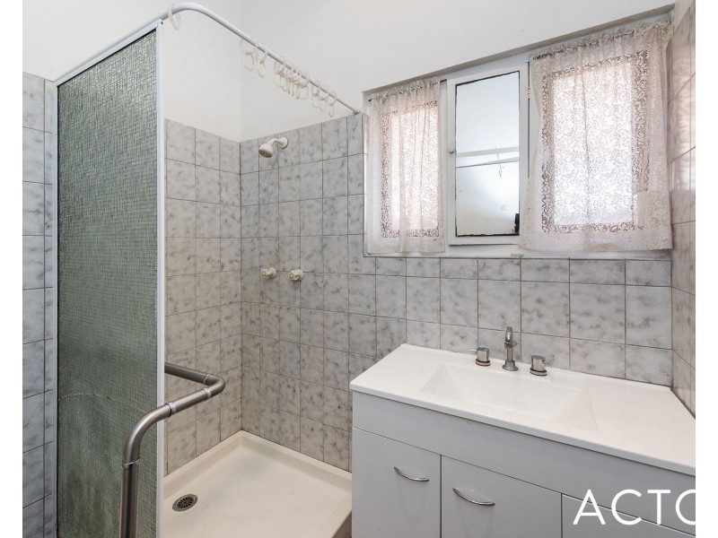 11 Holland Street, Wembley WA 6014