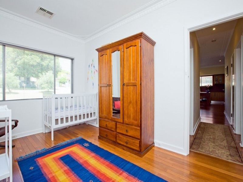 57 Adderley Street, Mount Claremont WA 6010