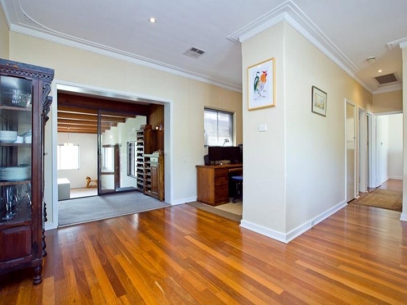 57 Adderley Street, Mount Claremont WA 6010