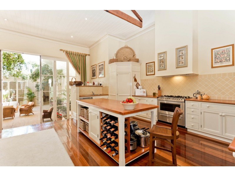 29 Henry Street, Fremantle WA 6160