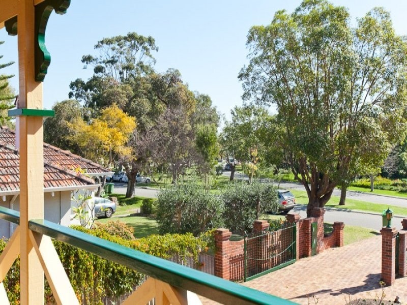 50 Viking Road, Dalkeith WA 6009