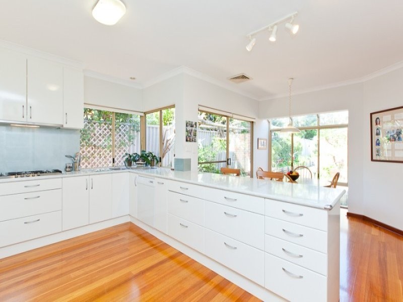 50 Viking Road, Dalkeith WA 6009