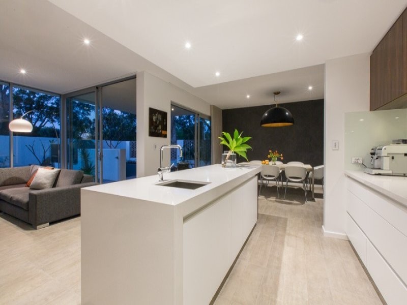 17 Howson Approach, Floreat WA 6014