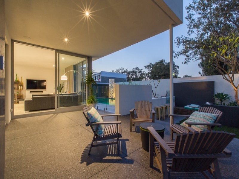 17 Howson Approach, Floreat WA 6014