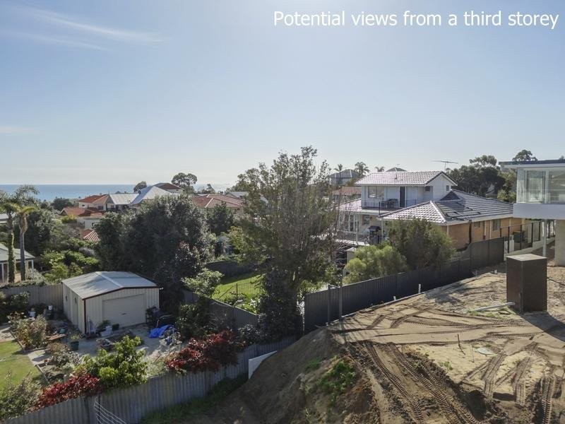 4 Windarra Drive, City Beach WA 6015