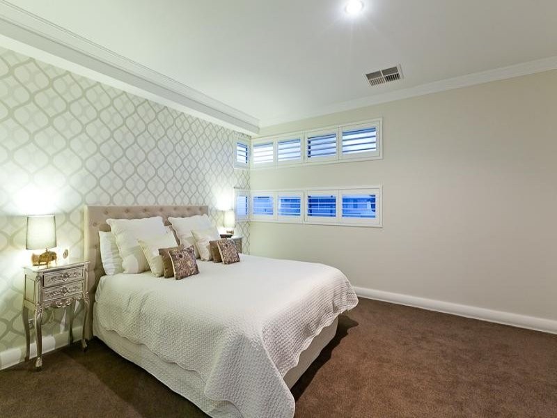 13 Sonnet Close, Woodlands WA 6018