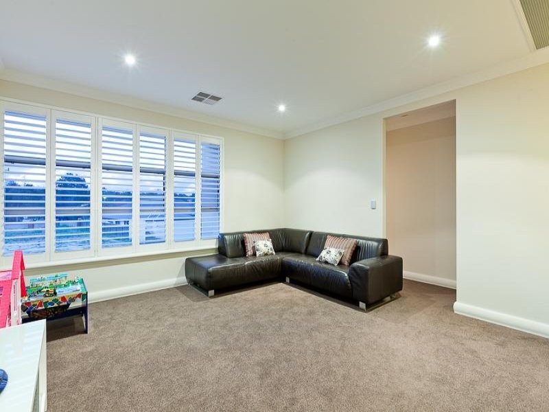 13 Sonnet Close, Woodlands WA 6018