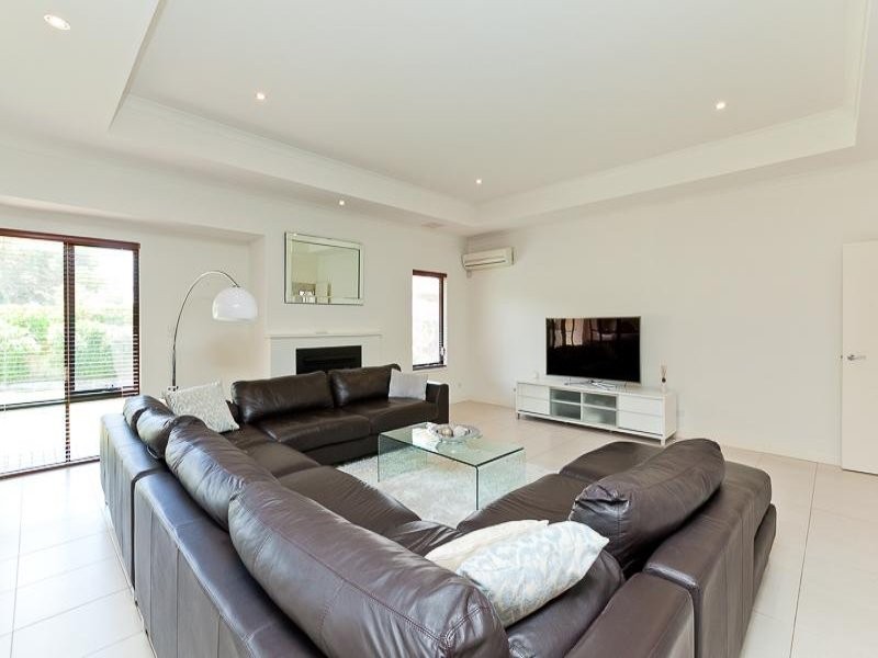 3 Mott Close, Mosman Park WA 6012